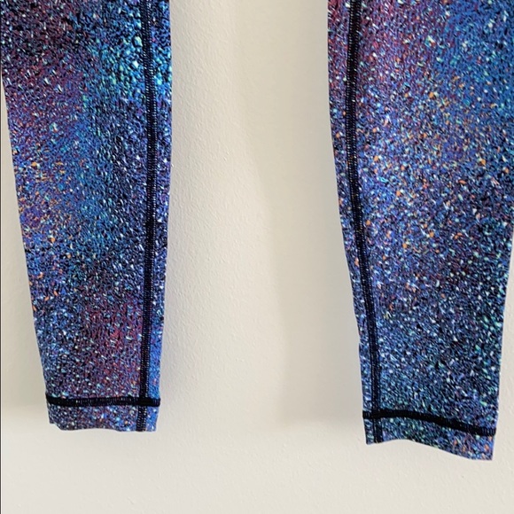 🦄RARE Lululemon Mermaid Wunder Under Strive Multi - Picture 8 of 16